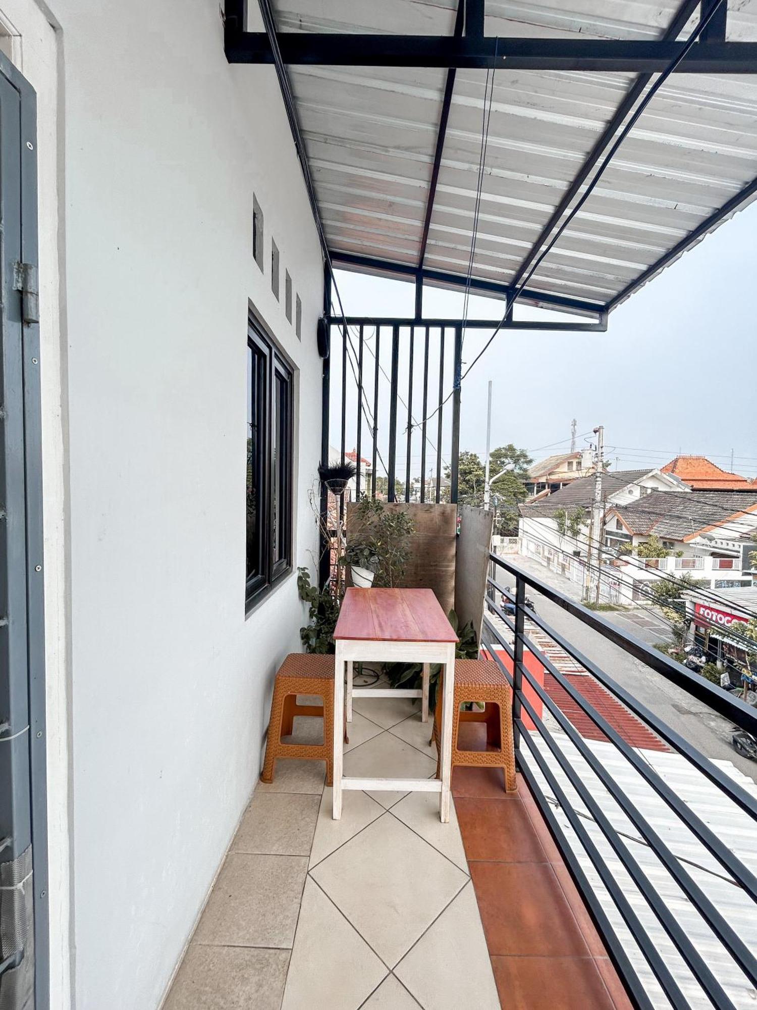 Rama Shinta Guest House & Coffee Yogyakarta Bagian luar foto